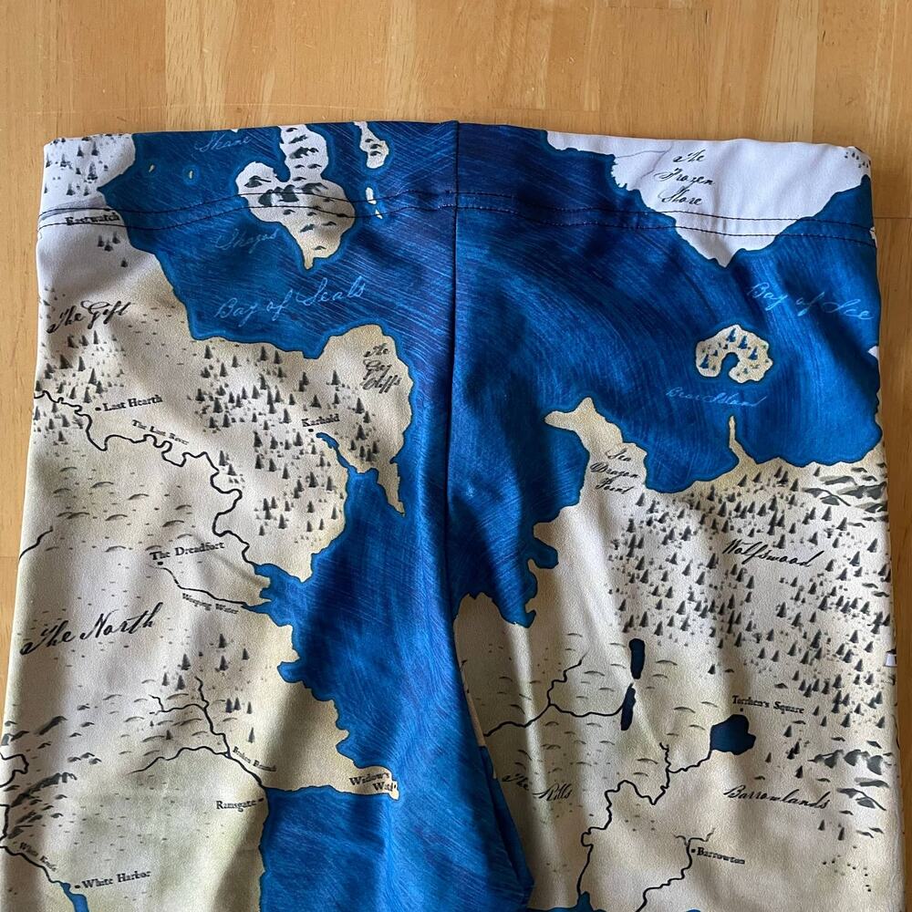 BlackMilk Game of Thrones Women's Leggings Map of Westeros Size Medium EUC - Picture 8 of 12